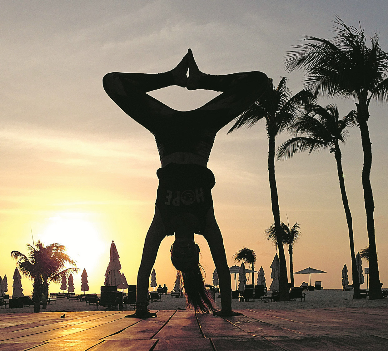 Yoga-Girl-Yoga-Handstand-Pose